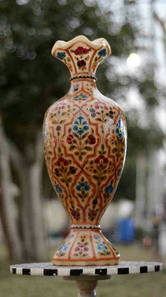Camel skin vase    - Duplicate IMG # 1