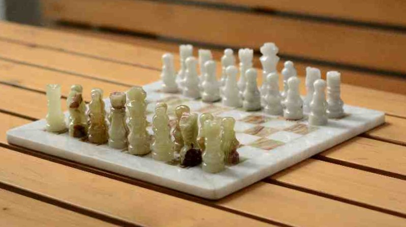 Black and White Marble Chess Set - Duplicate IMG # 1
