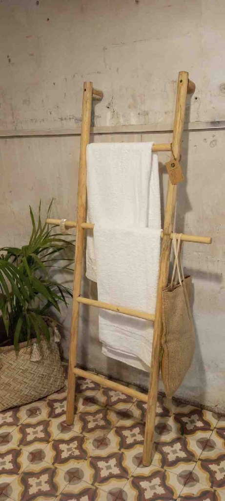 Stick Ladder  IMG # 1