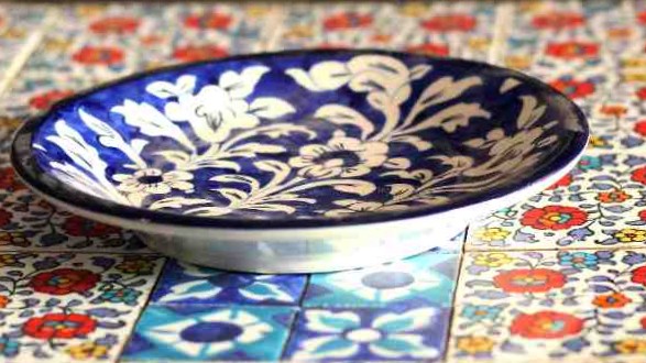Blue Pottery Karahi - Duplicate IMG # 1