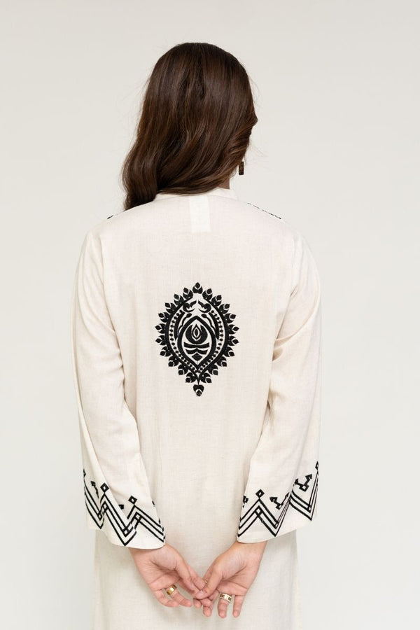 Extra image for BLACK THREAD