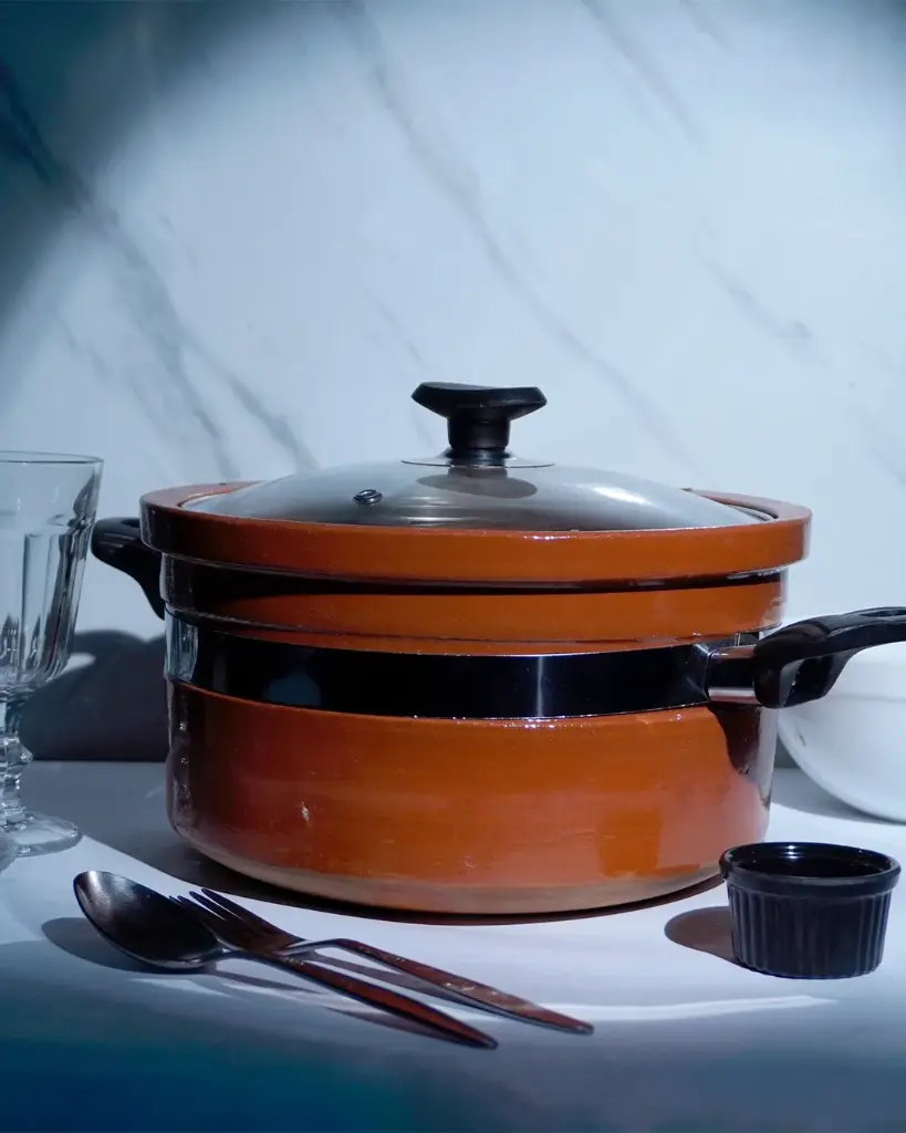 Flat Glazed Clay Handi cooking capacity 3 Kg