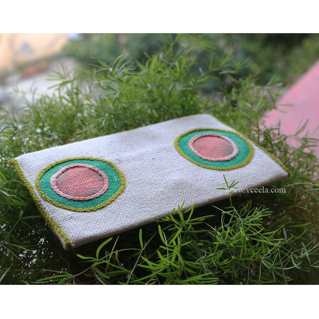 Embroidered Hand Clutch