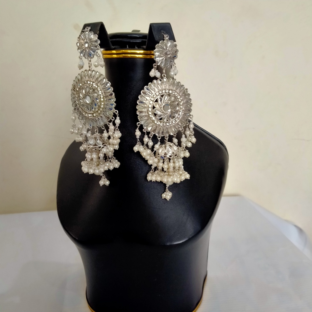 Kundan Maghar Jhumaka Handmade