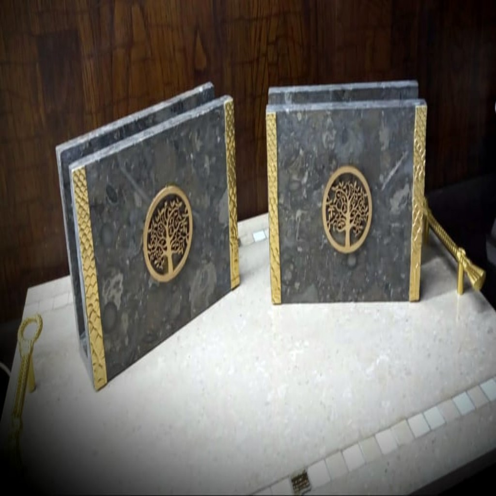 Marble tissue holder