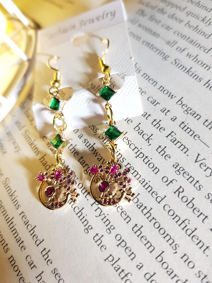 Traditional earrings