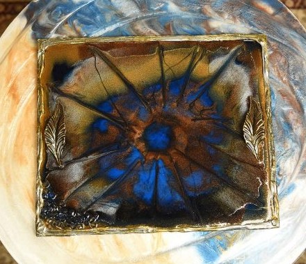 Golden Leaf Resin Tray