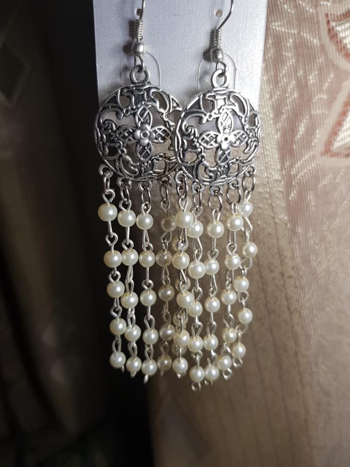 Traditional earrings