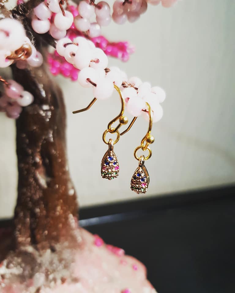 Traditional earrings