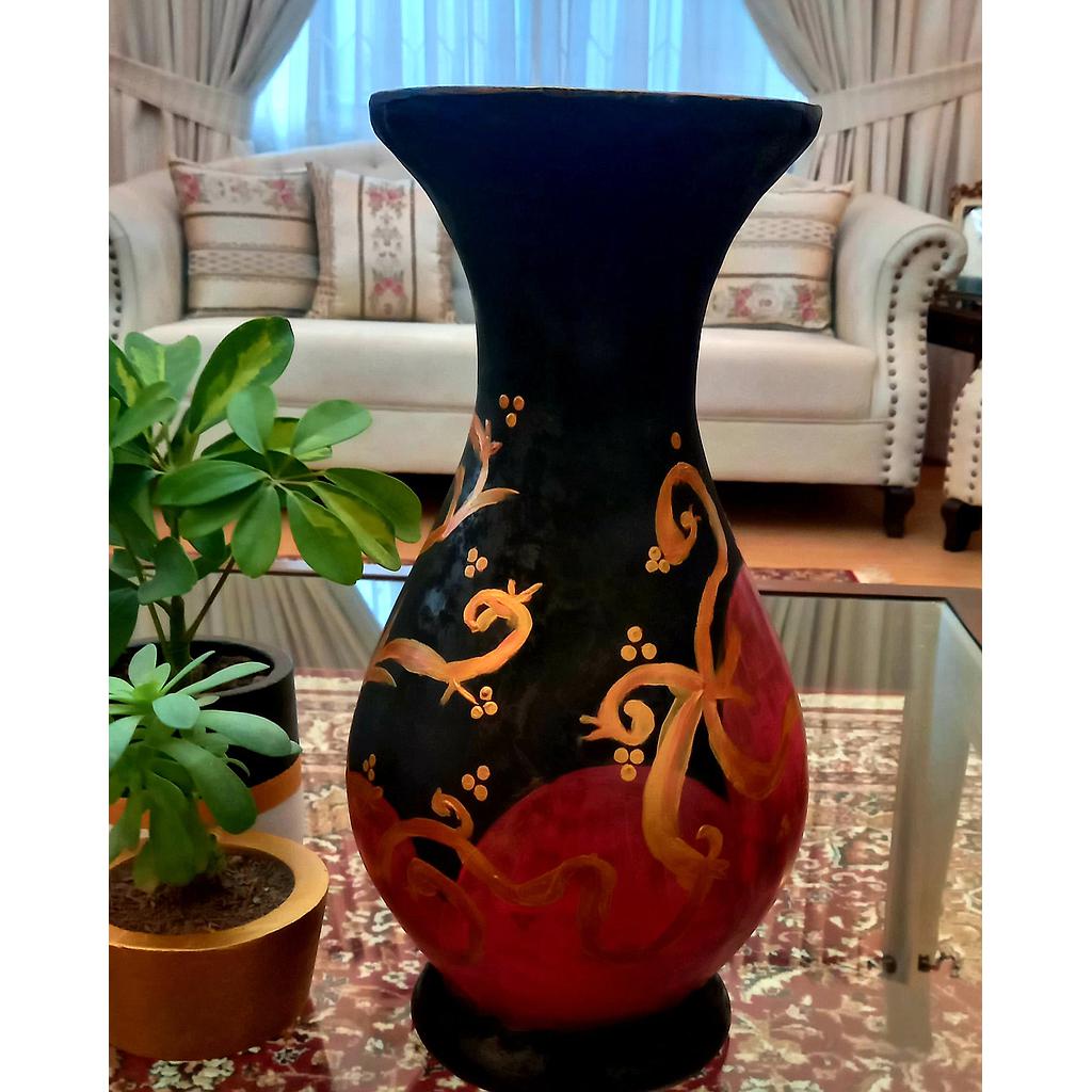 Terracotta pot