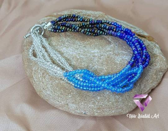 Braided blue gradient bracelet