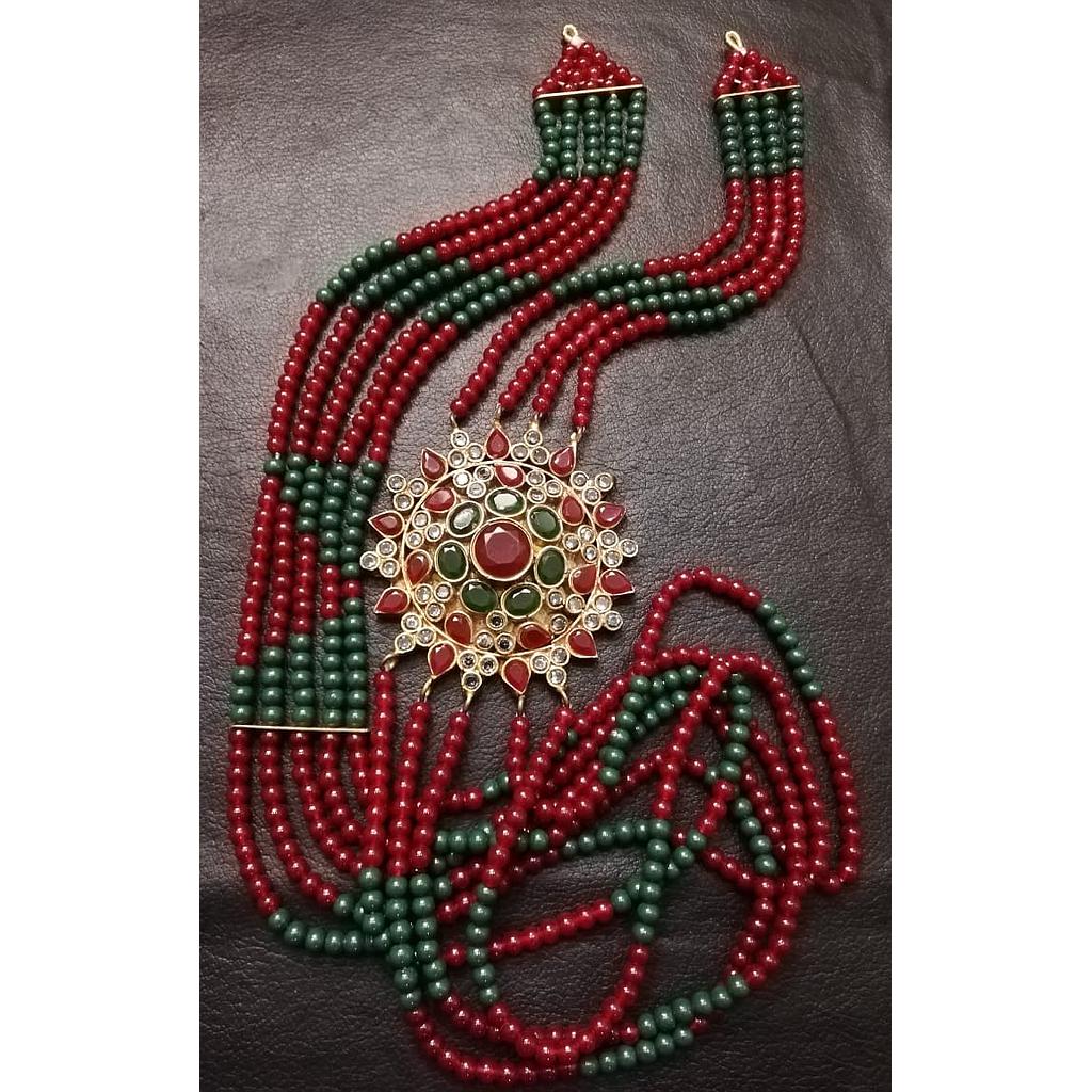 Farshi Kundan Mala