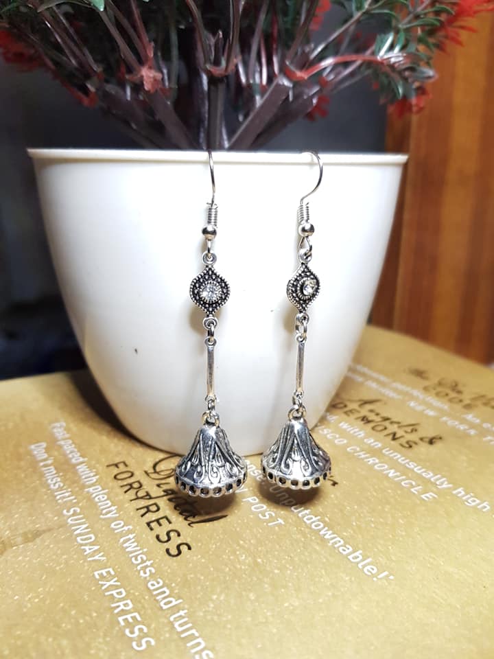 Traditional earrings