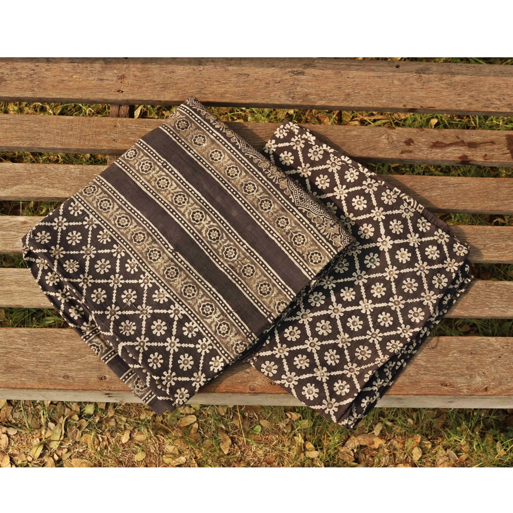 Ajrak - 2 Piece Suit