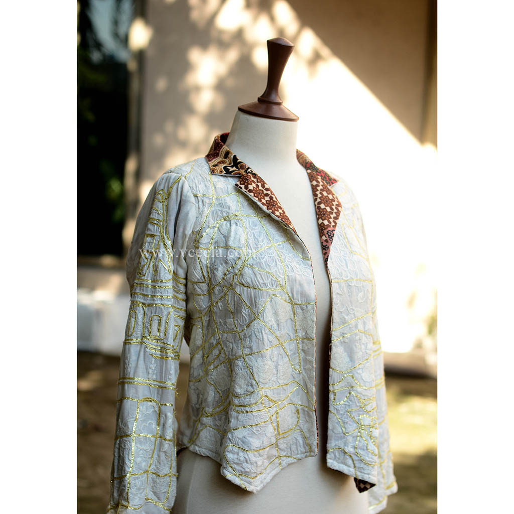 Noor Mahal White Jacket with Gotta Work