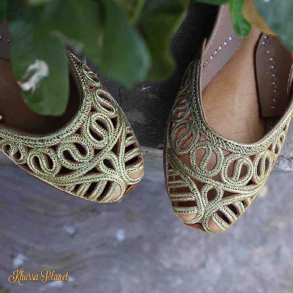 Luxurious Fine Cutwork Zari Khussa