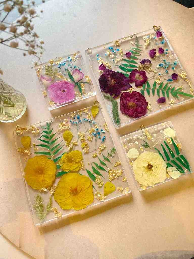 Resin Wall Hanging Set (4 Pieces)