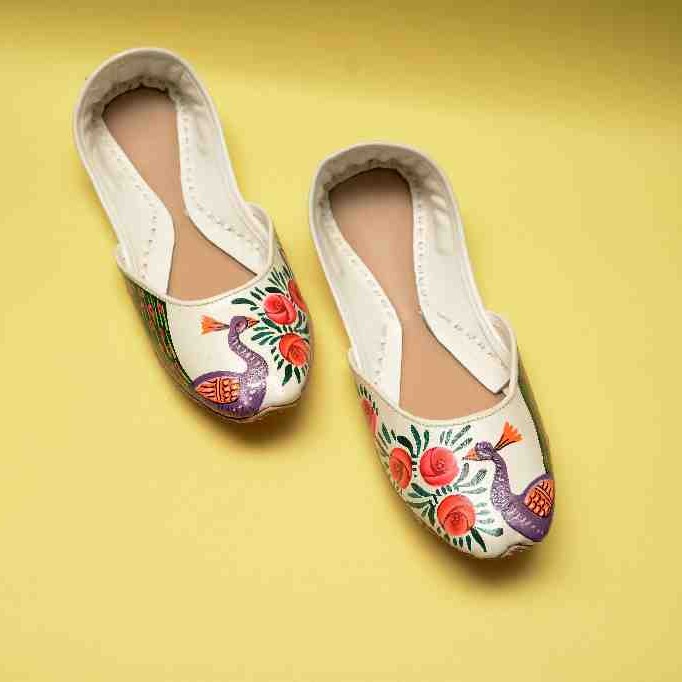  Hand Painted Truck Art Design khussa