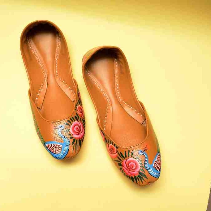  Hand Painted Truck Art Design khussa