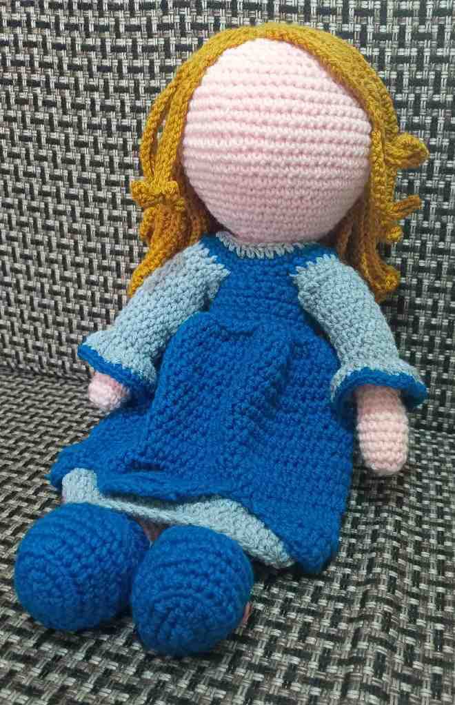 Azka Doll 002