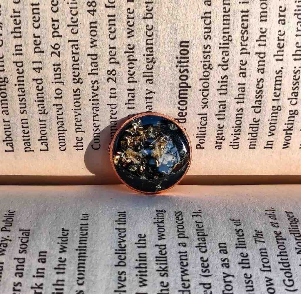 Baby's Breath Resin Pin/Brooch