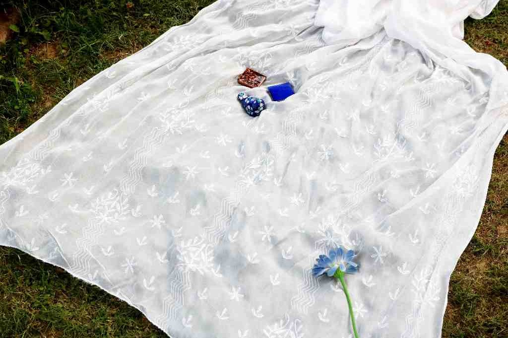 Crinkle crepe Fabric Embroided Dupatta