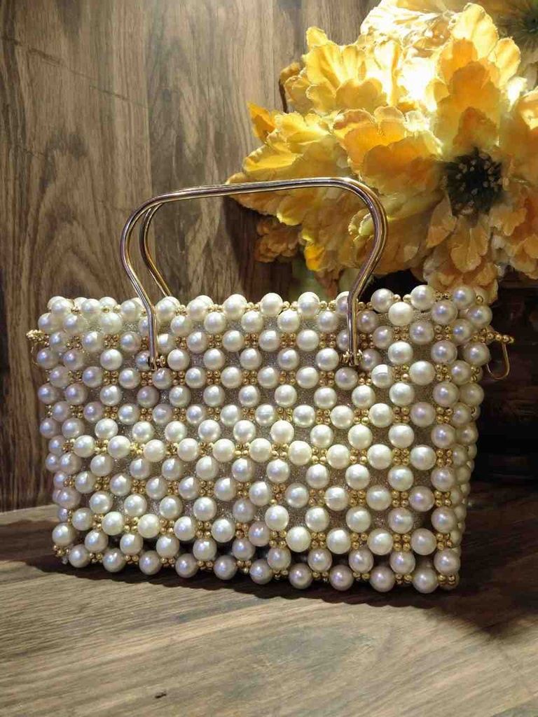 Pearl Purse 
