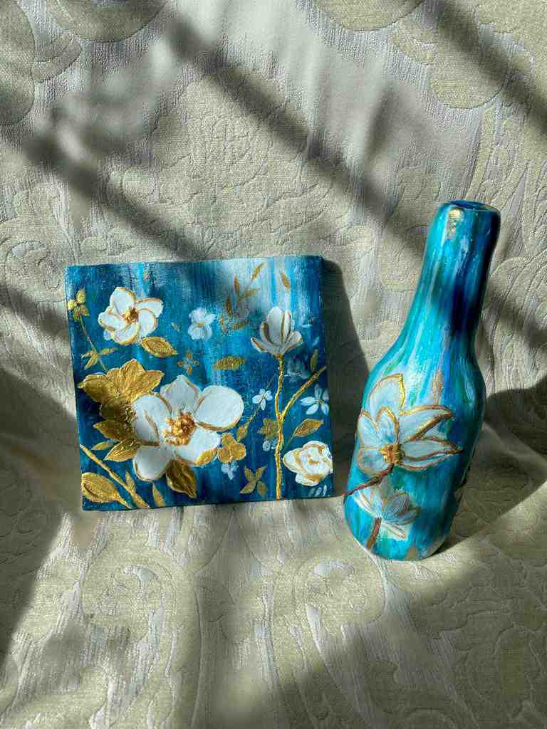 Floral Decor on Mini Canvas and Bottle Set