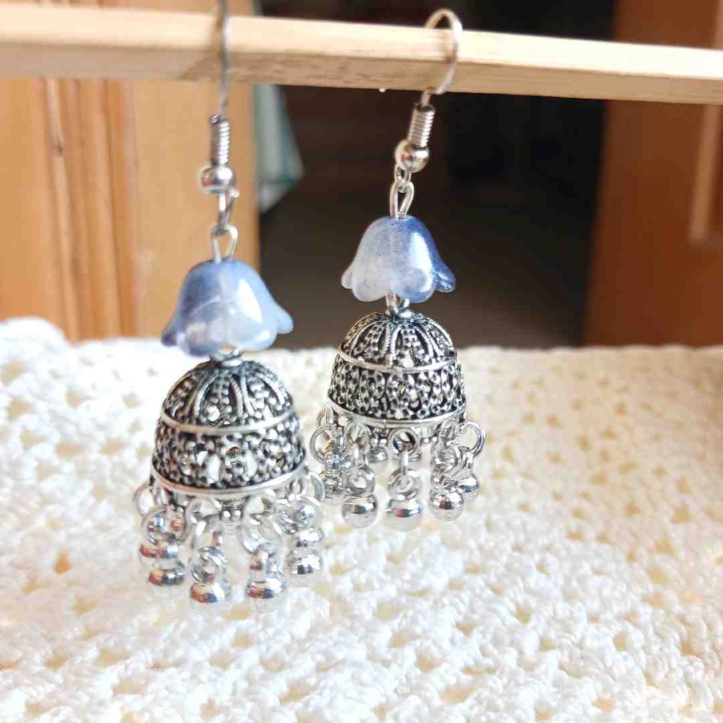 Cap style earrings 