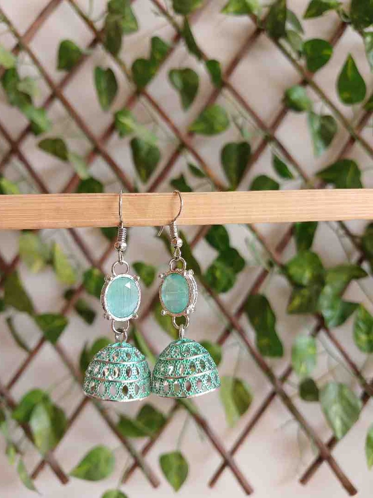 Traditional earrings 