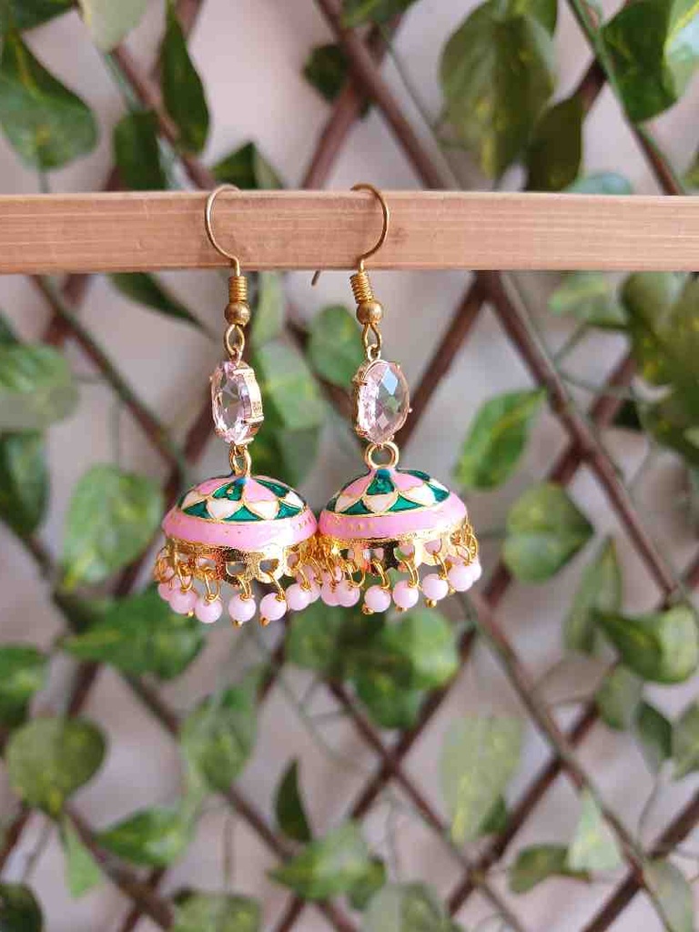 Traditional earrings 