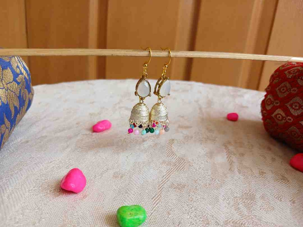Traditional earrings 