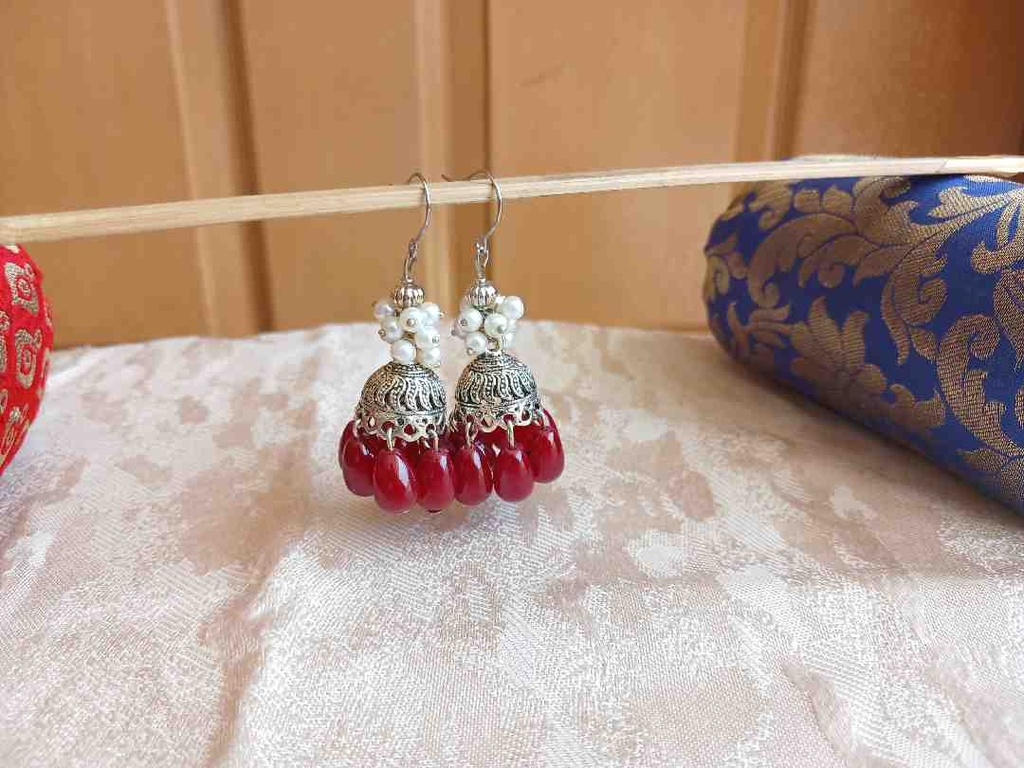Traditional earrings 