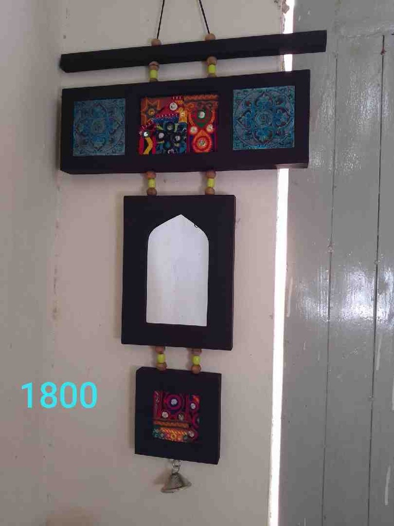 Wall hanging three portion 