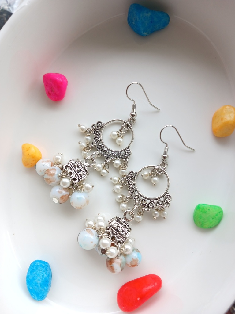 TRENDY EARRINGS