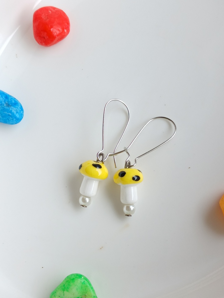 TRENDY EARRINGS