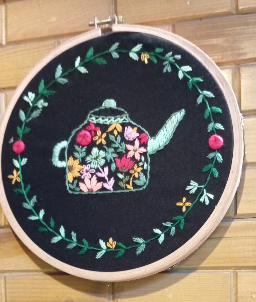 Embroidered kitchen hoop