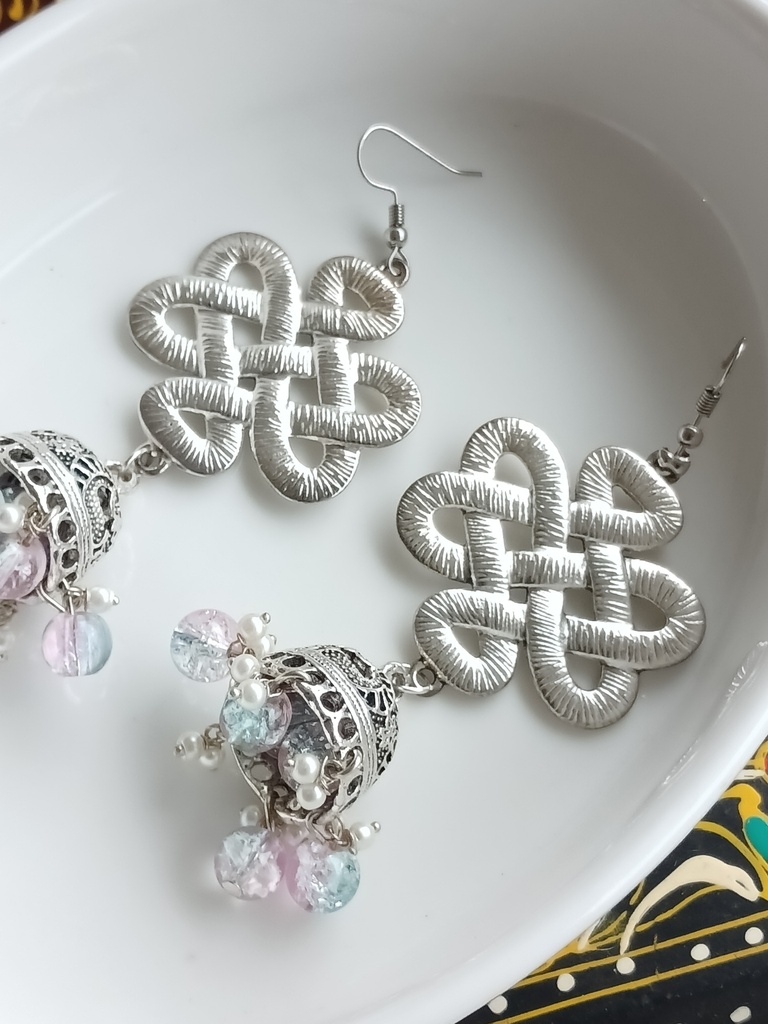 TRADITIONAL EARRINGS