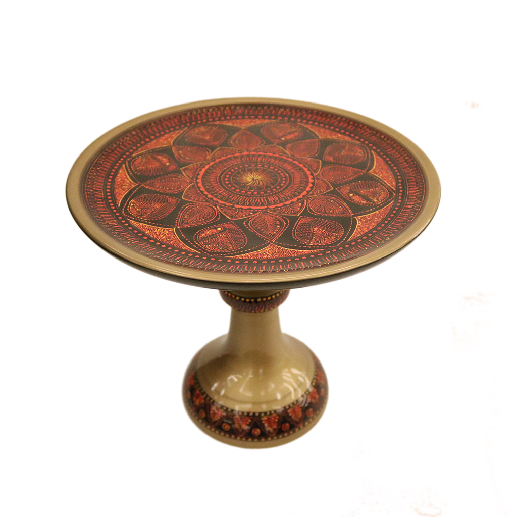 Lacquer art table