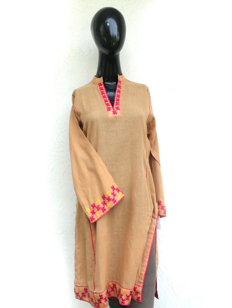 Short kurta with phulkari/jisti hand embroidery
