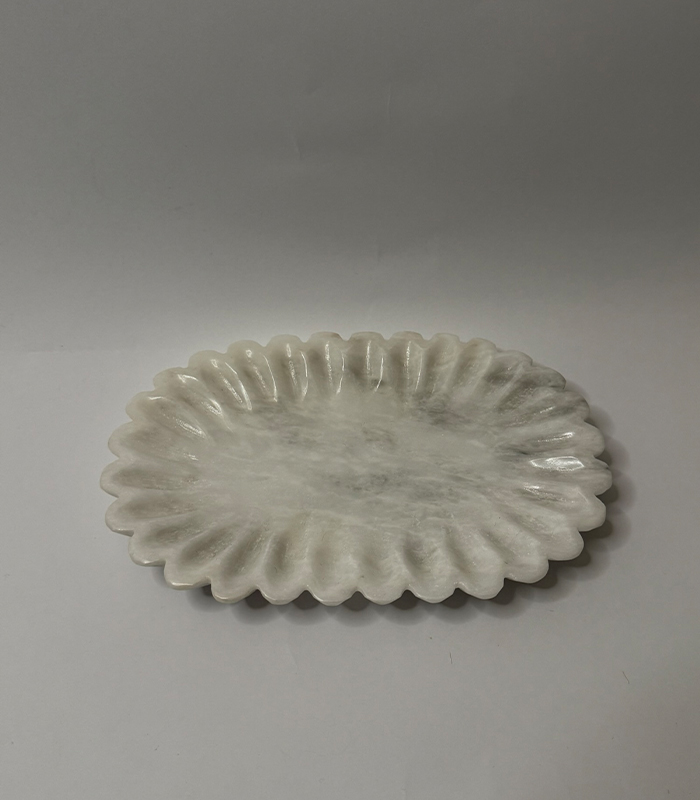 White Marble Flower Shaped Rectangular Tray – Small