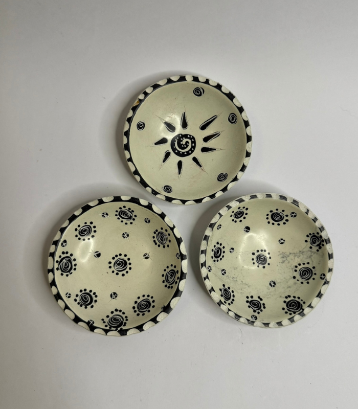 Round Stone Off-White Trinket