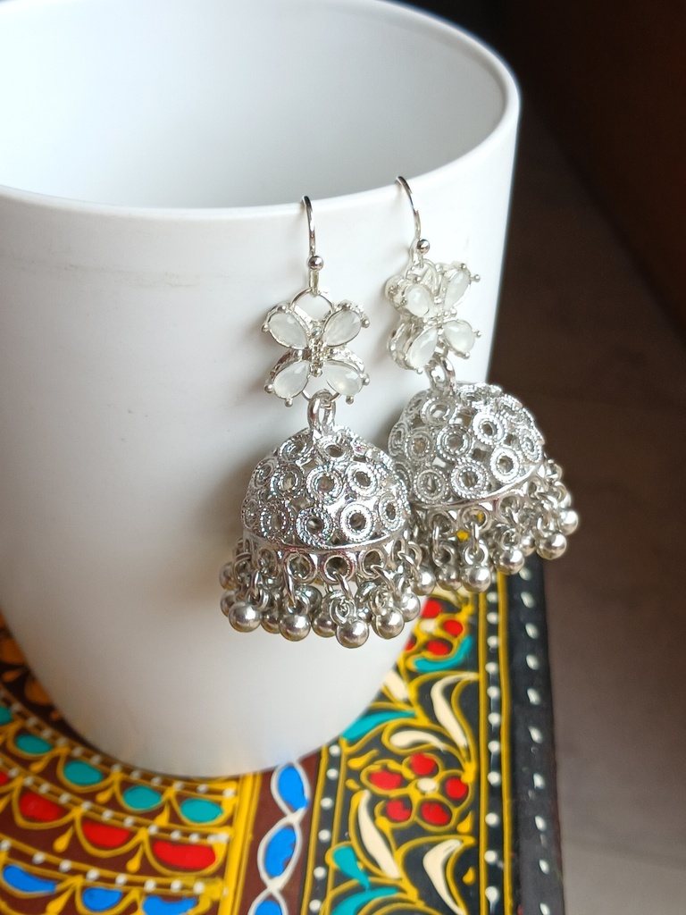 TRADITIONAL EARRINGS