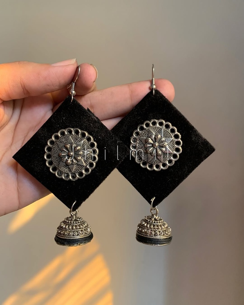 Black Square Circle Embalished Earrings