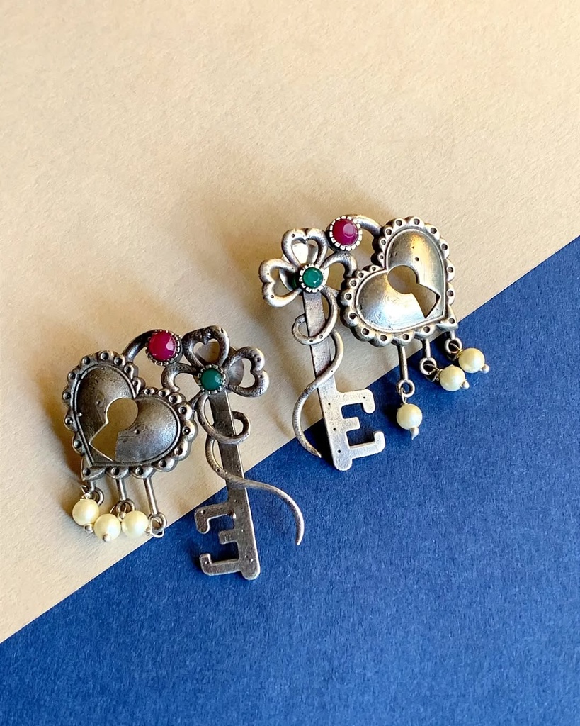 Lock heart Ear candy