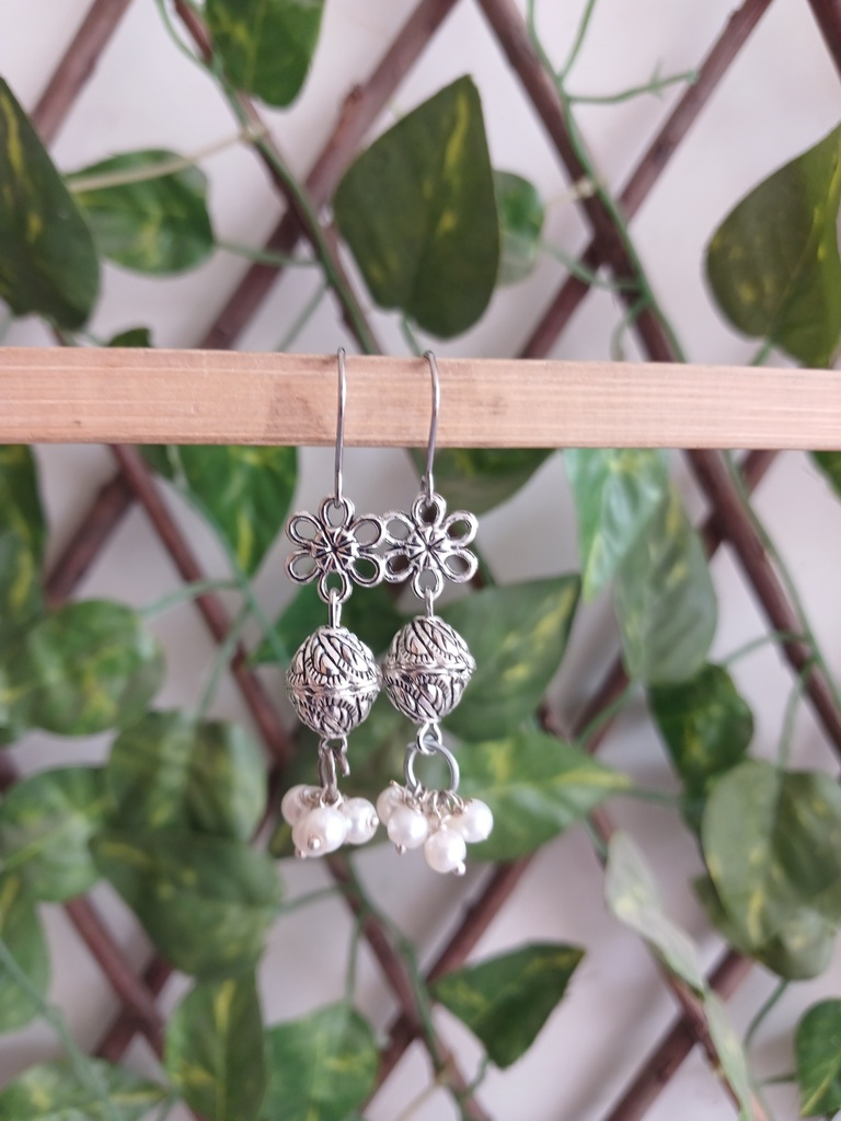 Traditional earrings