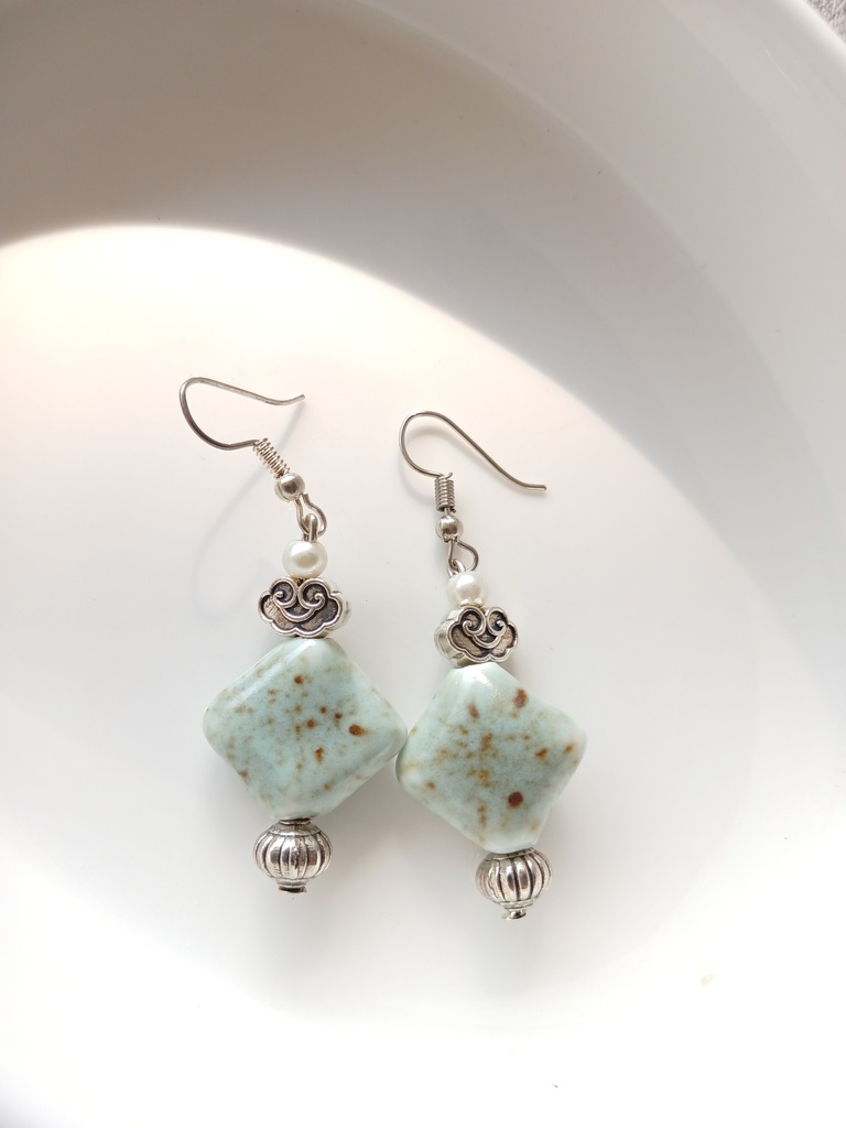 Ceramic beads earrings