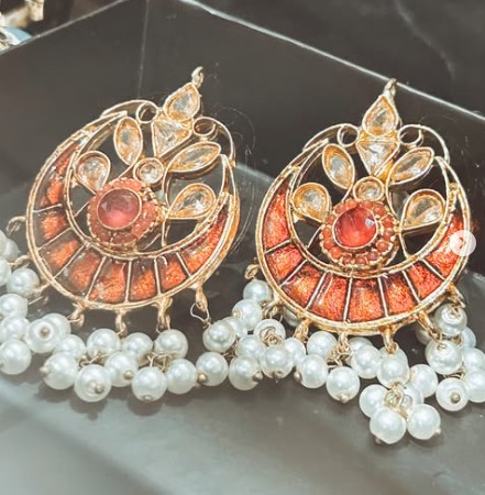 Traditional Earrings champagne orange