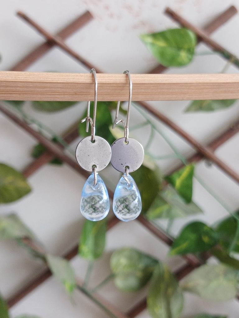 Water drop beads earrings