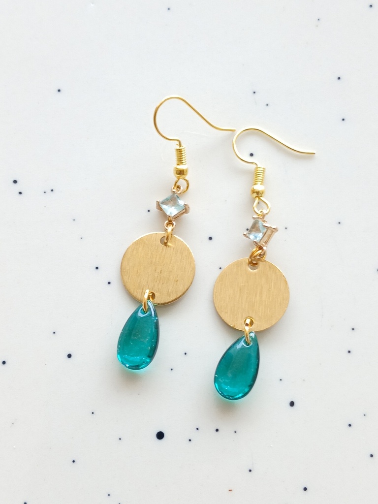 Trendy earrings